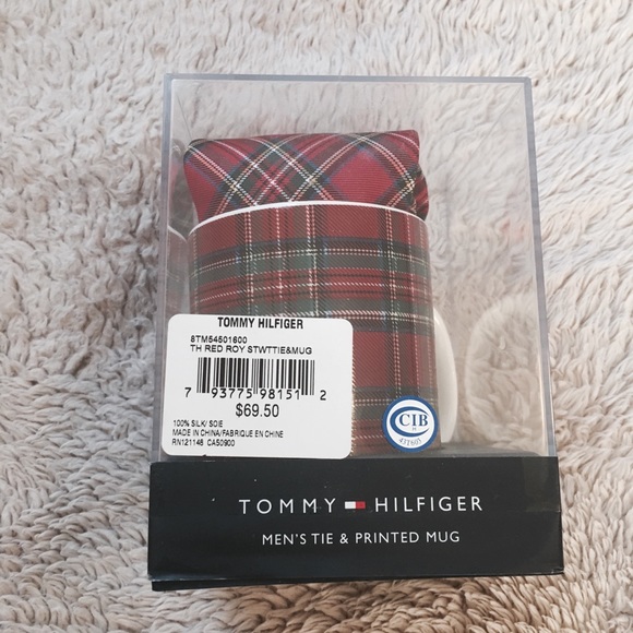Tommy Hilfiger Other - Men’s Mug and Tie Gift Set Red Plaid Only
